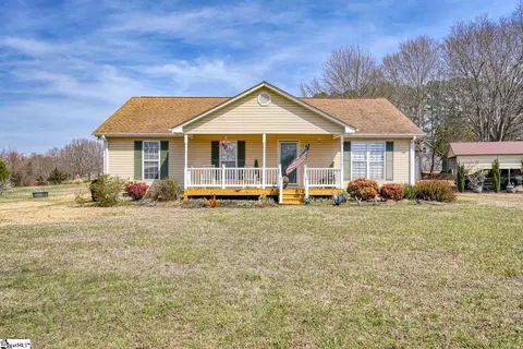 750 Goodjoin Rd, Campobello, SC 29322