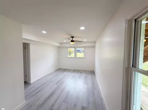 Living - 105 Foxhall Ct, Easley, SC 29640 photo 7 of 7