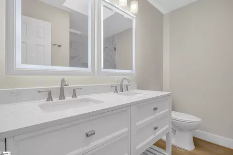 Bath - 101 Cardinal Dr, Seneca, SC 29672 photo 3 of 6