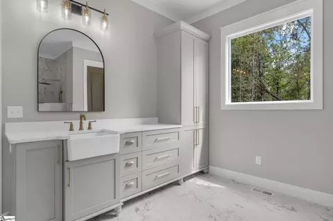 Bath - 384 Jim Smith Rd, Pendleton, SC 29670 photo 1 of 5