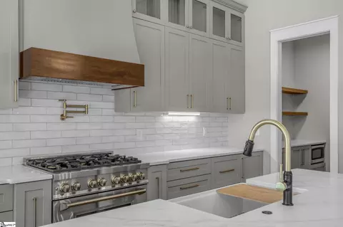 Kitchen - 384 Jim Smith Rd, Pendleton, SC 29670 photo 2 of 2