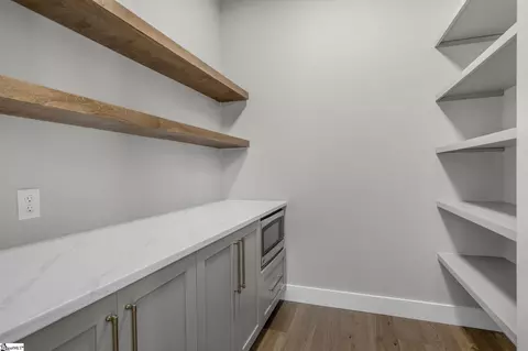 Entry Way - 384 Jim Smith Rd, Pendleton, SC 29670 photo 2 of 4
