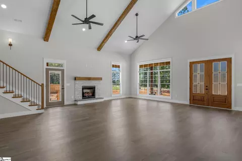 Living - 384 Jim Smith Rd, Pendleton, SC 29670 photo 4 of 6