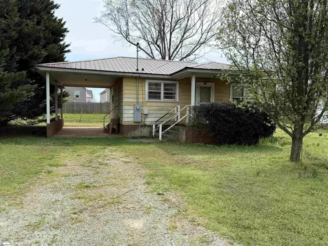 107 Welborn Cir, Easley, SC 29642