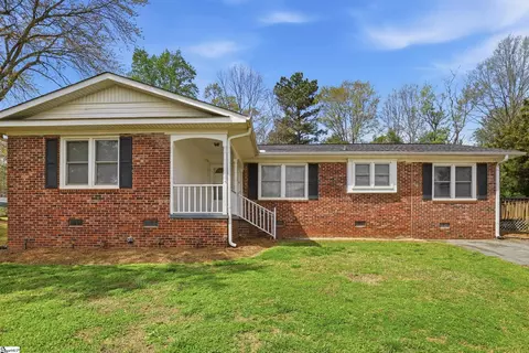 136 Orchard Dr, Liberty, SC 29657