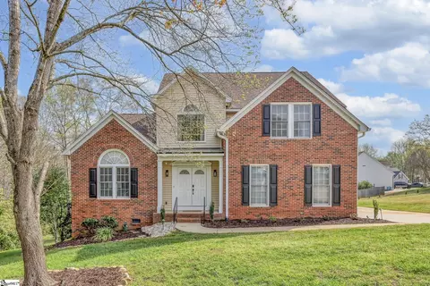16 Jade Tree Ct, Greer, SC 29650