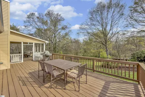 Exterior - 16 Jade Tree Ct, Greer, SC 29650 photo 3 of 8