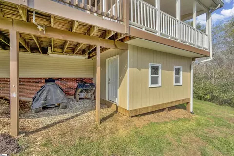 Exterior - 16 Jade Tree Ct, Greer, SC 29650 photo 7 of 8
