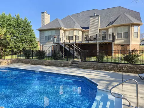 119 Green Ridge Dr, Easley, SC 29642