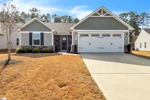 417 Vernonburg Ct, Piedmont, SC 29673