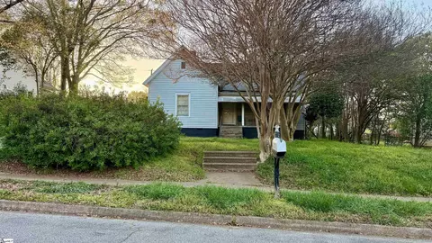 5 Duke St, Greenville, SC 29605