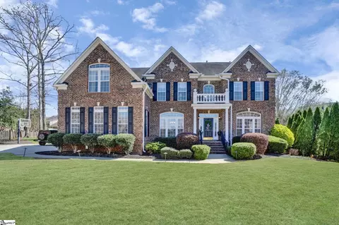 236 Highgrove Ct, Simpsonville, SC 29681
