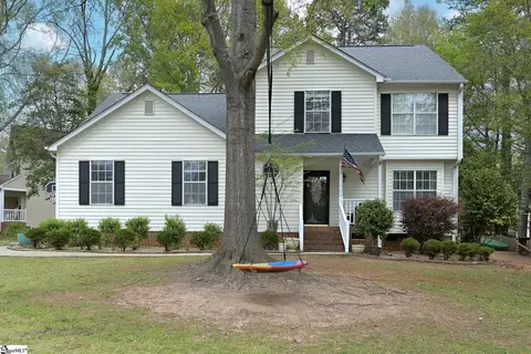 400 Penobscot Ct, Simpsonville, SC 29681