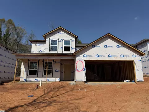 8 Huff Dr, Greenville, SC 29611