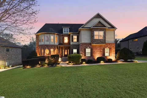 230 Tuxedo Ln, Greer, SC 29651