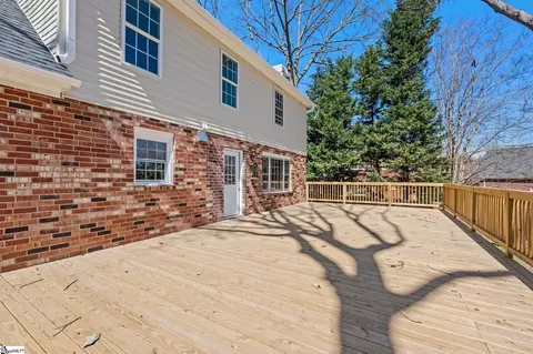 Exterior - 704 Hedgewood Ter, Greer, SC 29650 photo 2 of 5