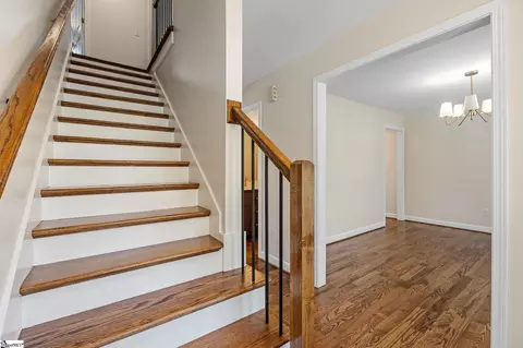 Entry Way - 704 Hedgewood Ter, Greer, SC 29650 photo 3 of 4