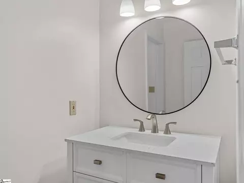 Bath - Undisclosed, Moore, SC 29369 photo 1 of 5
