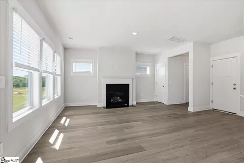 515 Hadlow St, Greer, SC 29651 photo 7