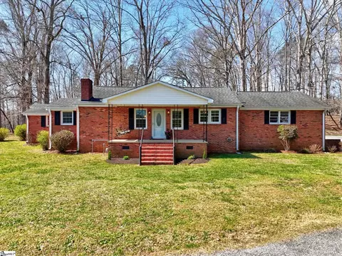 609 Robinson Bridge Rd, Central, SC 29630