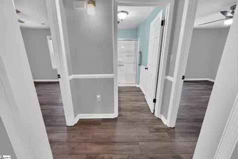 Entry Way - 609 Robinson Bridge Rd, Central, SC 29630 photo 4 of 4