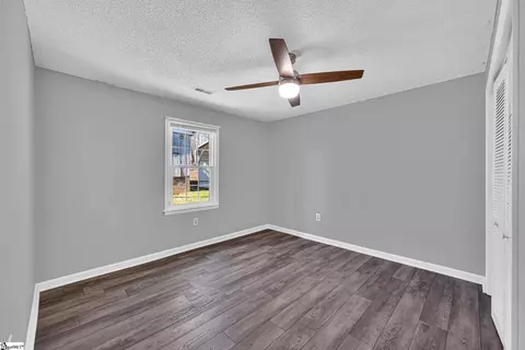 Bedroom - 609 Robinson Bridge Rd, Central, SC 29630 photo 2 of 3