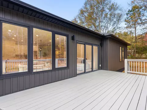 Exterior - 1026 Blumefield Rd, Anderson, SC 29625 photo 6 of 13