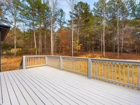 Exterior - 1026 Blumefield Rd, Anderson, SC 29625 photo 8 of 13