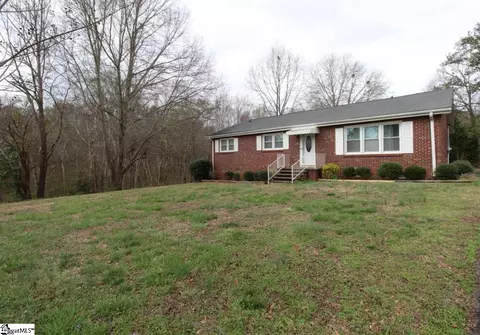 206 Canterbury Rd, Union, SC 29379