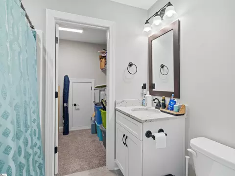 Bath - 615 Spearman Rd, Pelzer, SC 29669 photo 4 of 4