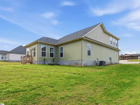 Exterior - 615 Spearman Rd, Pelzer, SC 29669 photo 6 of 9