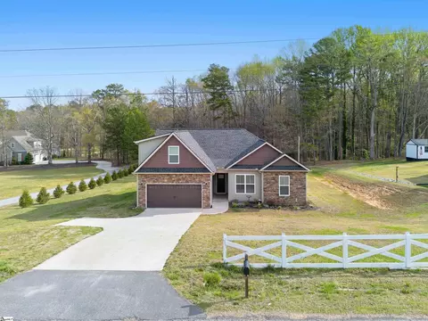 Exterior - 615 Spearman Rd, Pelzer, SC 29669 photo 4 of 9
