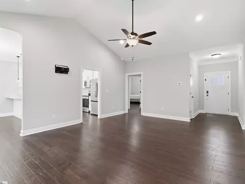 Living - 615 Spearman Rd, Pelzer, SC 29669 photo 3 of 5