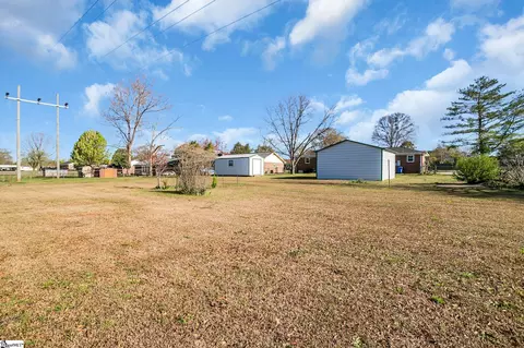 Exterior - 464 Bishop Dr, Mauldin, SC 29662 photo 10 of 10