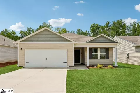 484 Sundown Dr, Spartanburg, SC 29301