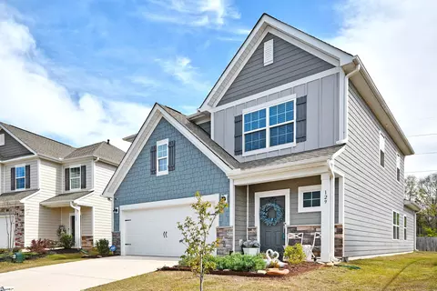 129 Fennec Dr, Fountain Inn, SC 29644