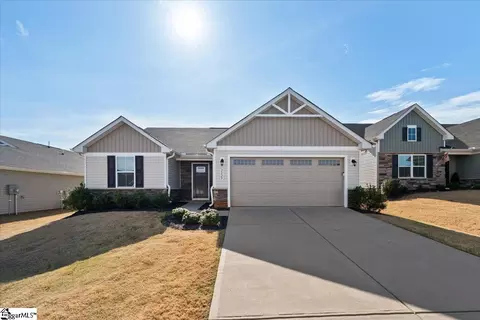 2029 Wexley Dr, Boiling Springs, SC 29316