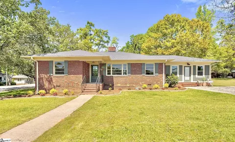 311 Blue Ridge Ave, Belton, SC 29627