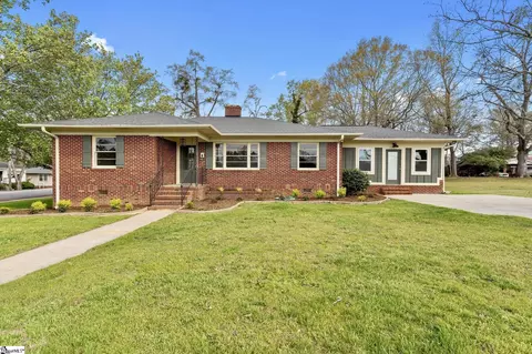 311 Blue Ridge Ave, Belton, SC 29627