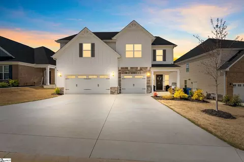 213 Reseda Dr, Greenville, SC 29607