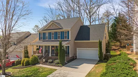 106 Waters Reach Ln, Simpsonville, SC 29681