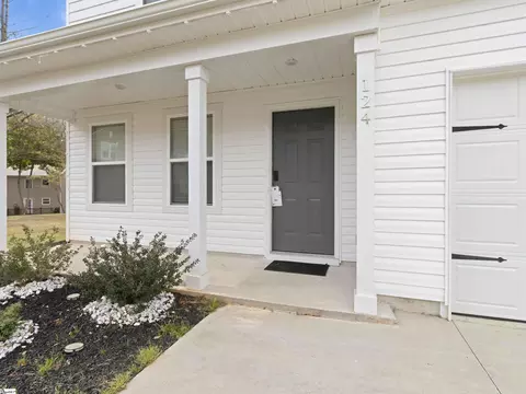 Exterior - 124 Brooks Dr, Williamston, SC 29697 photo 5 of 9