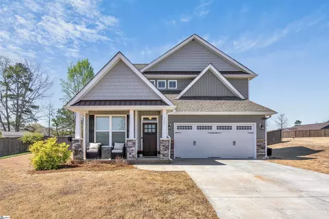 104 Timber Glen Pl, Greer, SC 29651