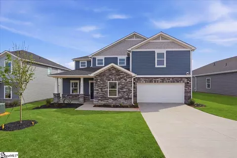 616 Hollybank St, Fountain Inn, SC 29644