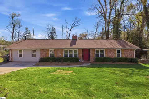 505 Kensington Rd, Taylors, SC 29687