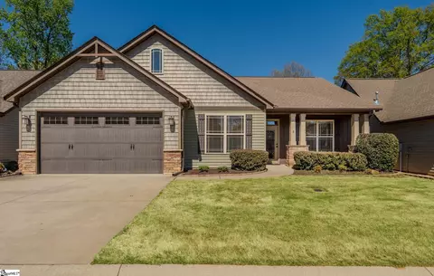 6 Dolerite Dr, Taylors, SC 29687
