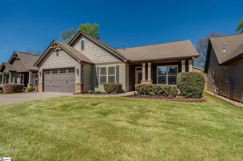 6 Dolerite Dr, Taylors, SC 29687