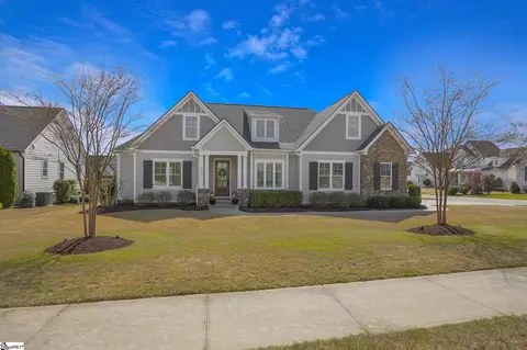 101 Braxton Meadow Dr, Simpsonville, SC 29681