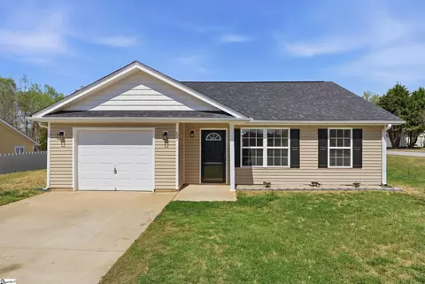 621 Drew St, Greenville, SC 29617