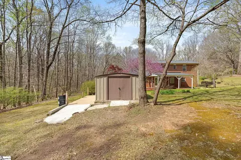 Exterior - 174 Turpin Dr, Easley, SC 29640 photo 9 of 10